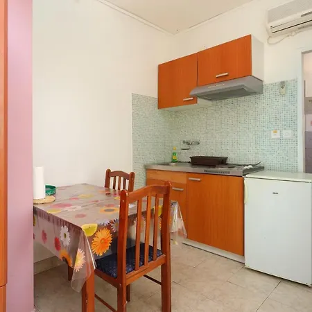 By The Sea Vinisce, Trogir - 13648 Apartment