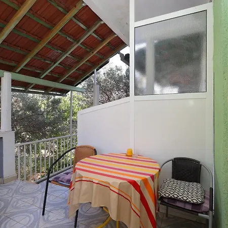 Апартаменты By The Sea Vinisce, Trogir - 13648